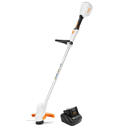 

STIHL 45220115718 Аккумуляторная мотокоса Stihl FSA 56 SET: АК 10, AL 101