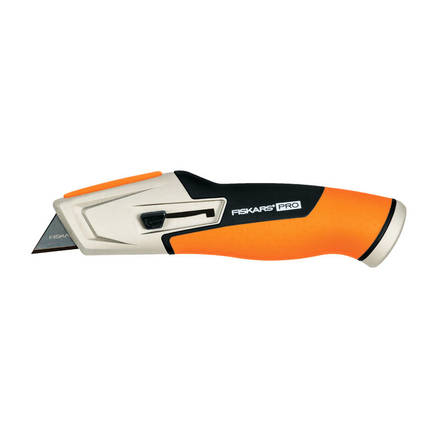 

FISKARS 1027223 Нож строительный с выдвижным, сменным лезвием CarbonMax